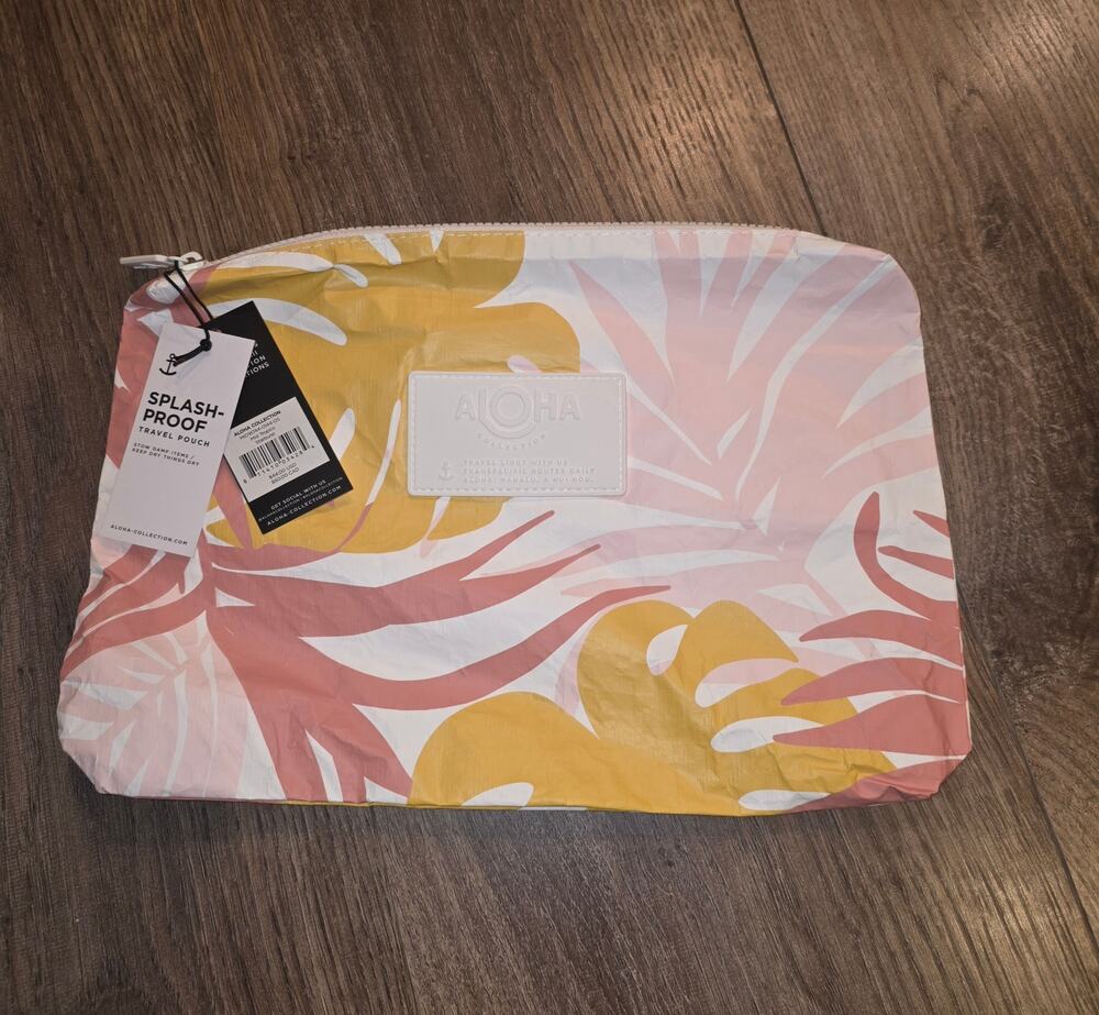 NWT ALOHA Collection Mid Pouch – Tropics Starburst